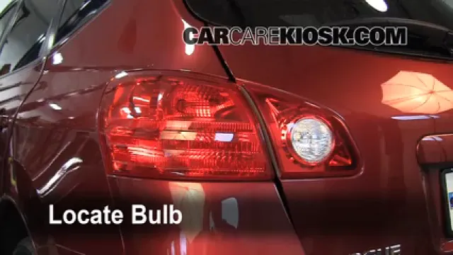2008 Nissan Rogue SL 2.5L 4 Cyl. Éclairage Feu stop (remplacer ampoule)